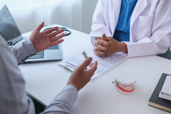Life After A Tooth Extraction: How To Reduce The Risk Of Dry Socket